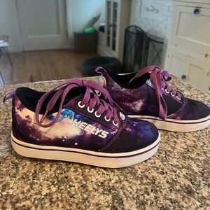 EUC Girls Purple Galaxy Heely’s, Size 2 (youth)